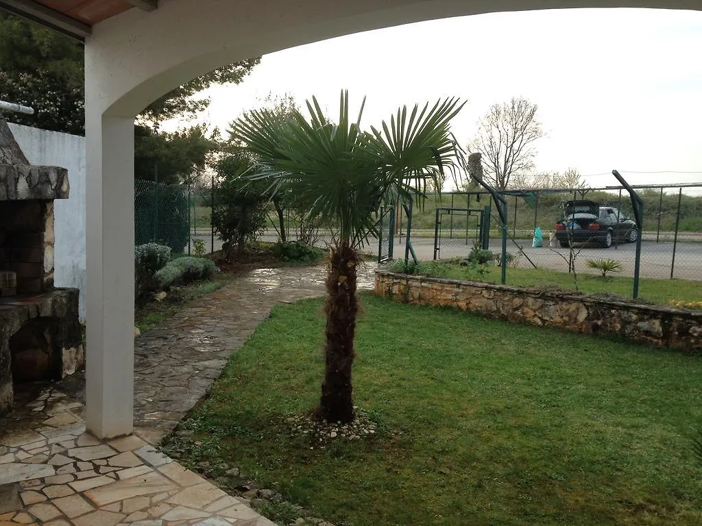Guest House Mareda Palms Novigrad  Novigrad (Istria)